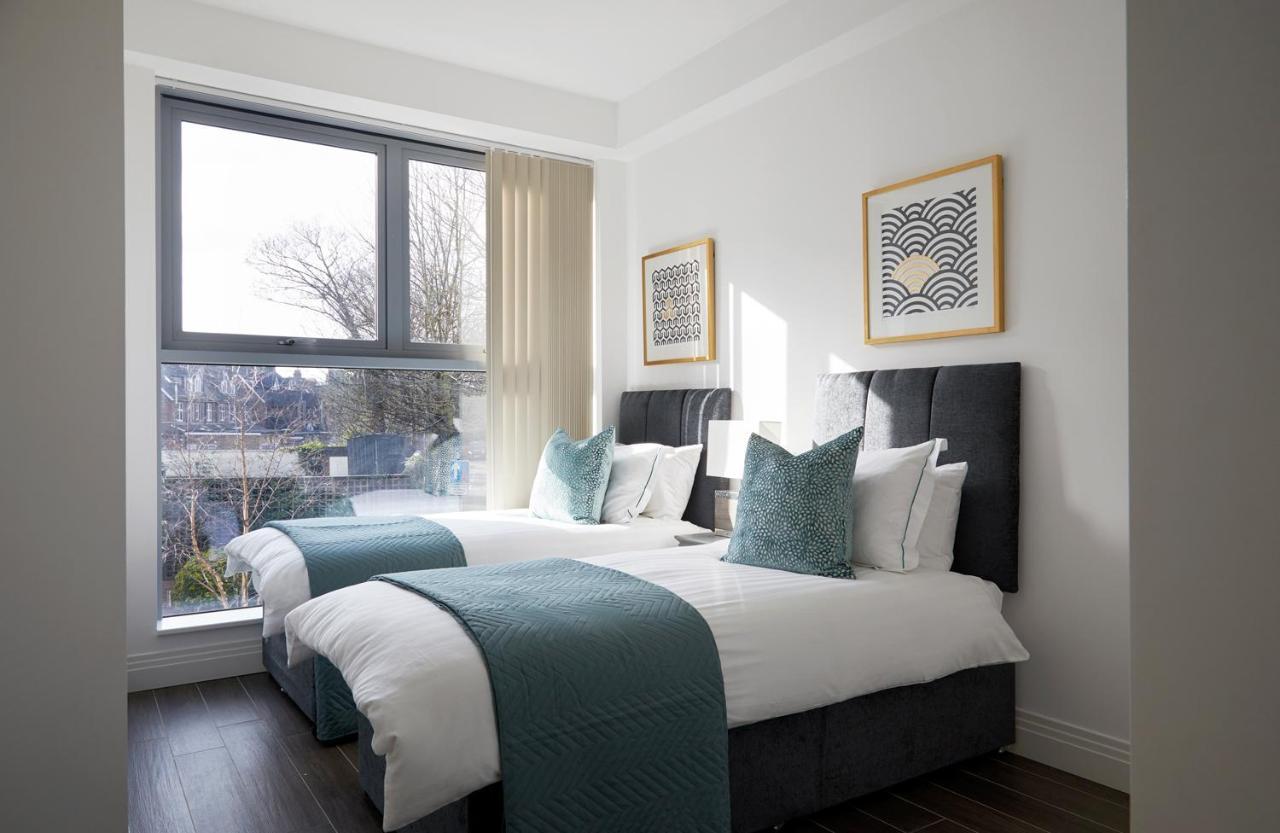 Aisiki Living At Upton Rd, Multiple 1, 2, Or 3 Bedroom Apartments, King Or Twin Beds With Free Wi-Fi & Parking Watford  Eksteriør bilde