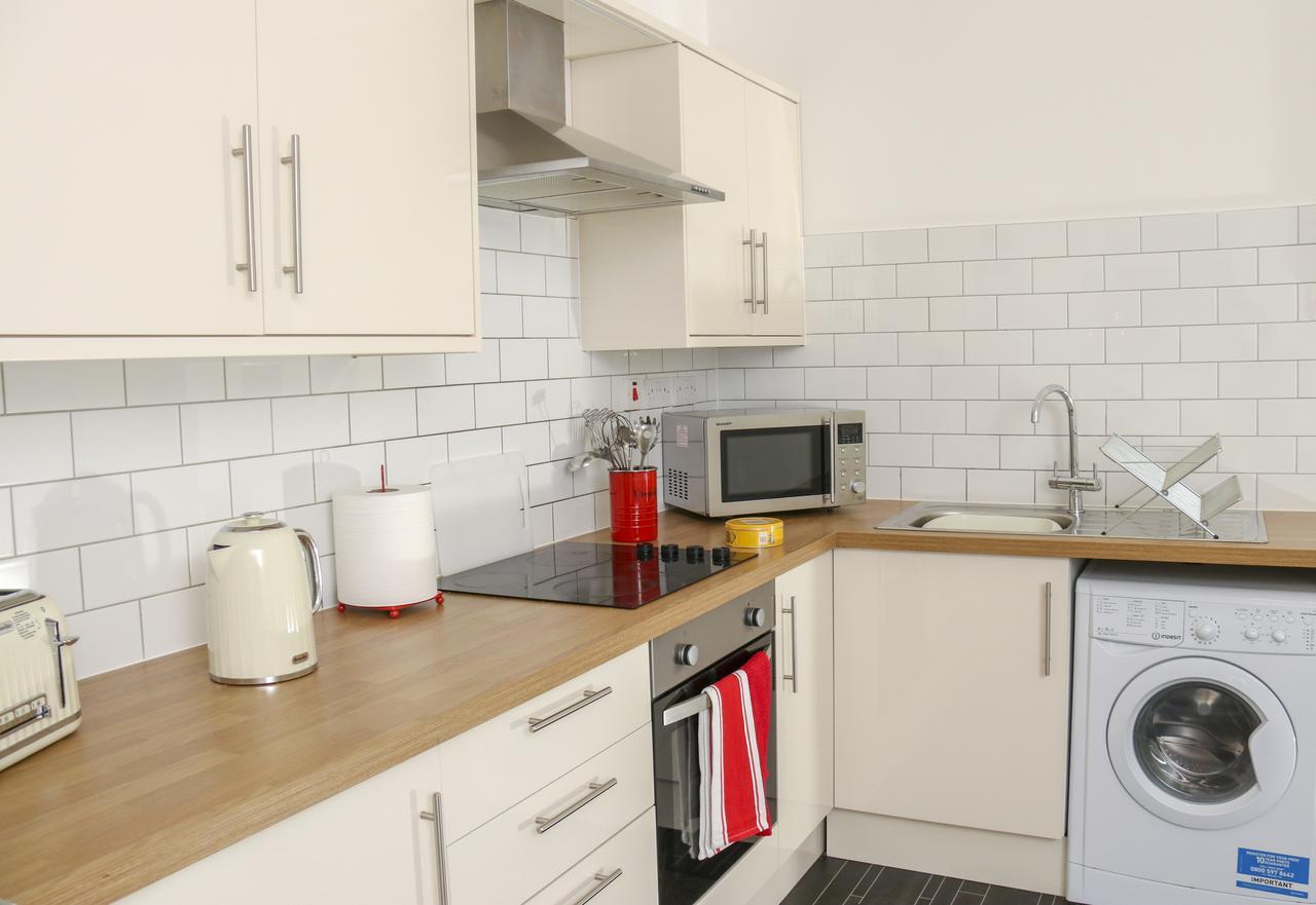 Aisiki Living At Upton Rd, Multiple 1, 2, Or 3 Bedroom Apartments, King Or Twin Beds With Free Wi-Fi & Parking Watford  Eksteriør bilde
