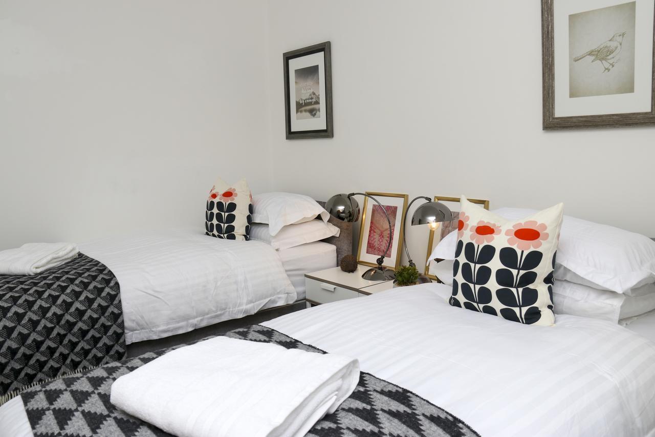 Aisiki Living At Upton Rd, Multiple 1, 2, Or 3 Bedroom Apartments, King Or Twin Beds With Free Wi-Fi & Parking Watford  Eksteriør bilde